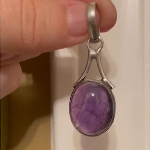 925 Sterling Silver Amethyst Pendant - Picture 3 of 5